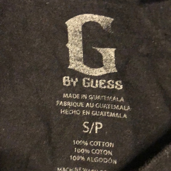 Guess t shirt - Picture 2 of 3